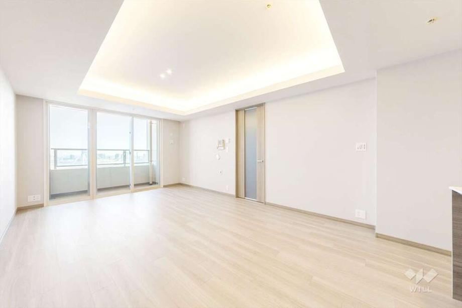 2LDK apartment in Minato Ward, Tokyo - Photo 1