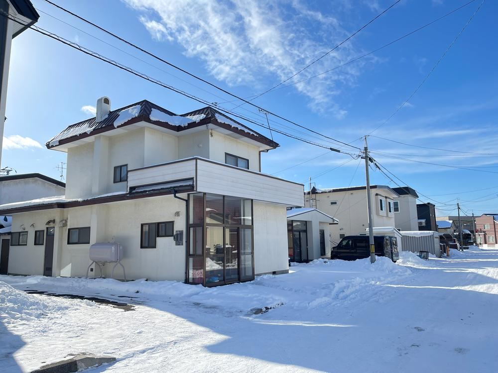 Spacious Land in Hon-Dori 2, Hakodate - Photo 1