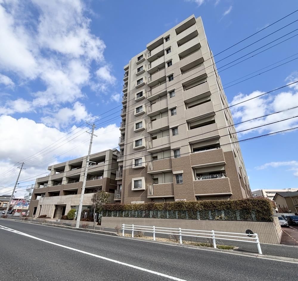 3LDK apartment in Anjo, Aichi - Photo 1