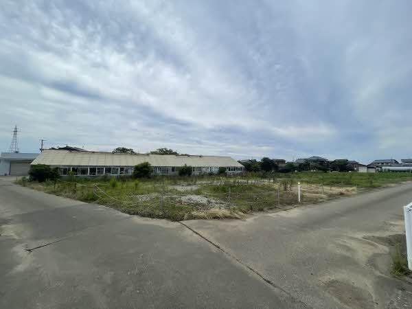 Large Land with No Building Conditions in Niigata - Photo 1