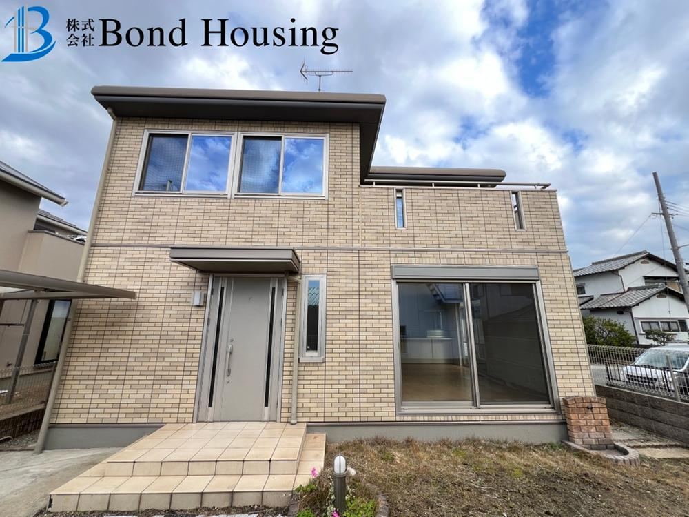 Quality Sekisui Heim Home with Spacious Garden - Photo 1