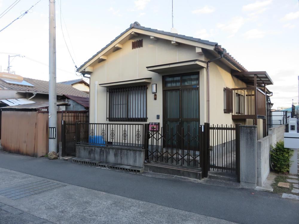 Affordable 3K House Near Takashima Station, Okayama - Photo 1
