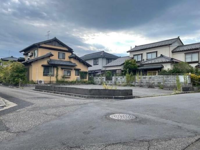Spacious Land Near Terao Station, Niigata - Photo 1
