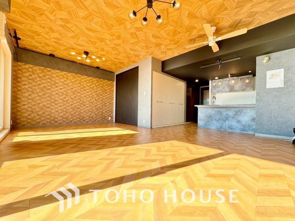 2LDK apartment in Chuo Ward, Chiba - Photo 1