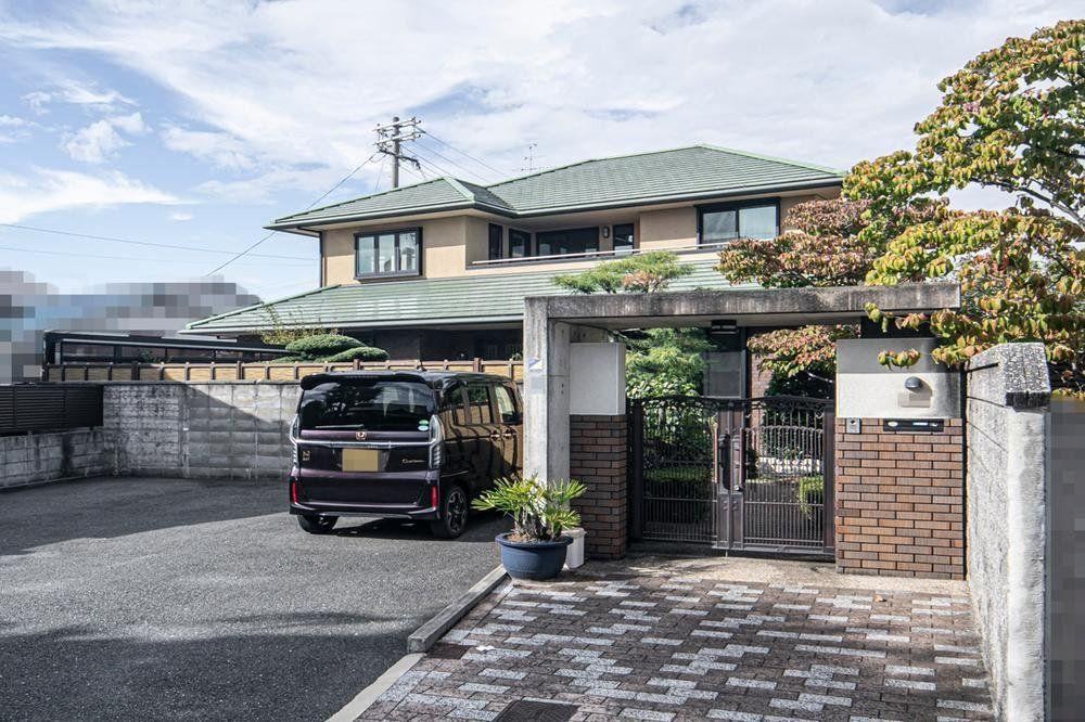Spacious 4LLDDKK House in Higashi-Osaka - Photo 1