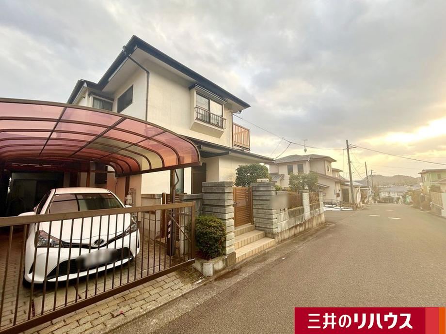 3LDK Home Ready for Immediate Move-In - Photo 1