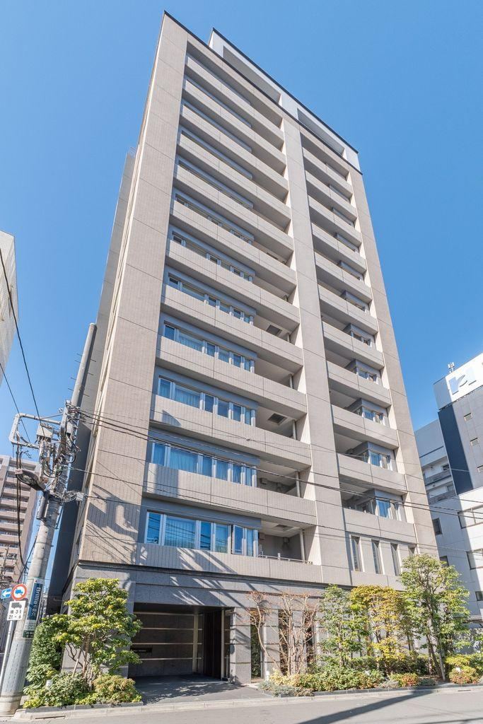 2LDK apartment in Chiyoda Ward, Tokyo - Photo 1