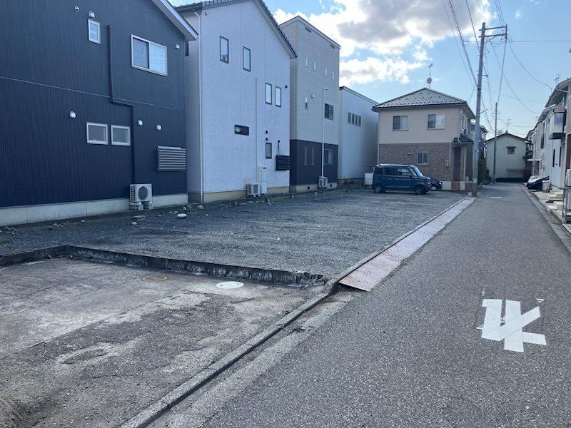Land in Oumi, Near Kamishoji Station - Photo 1