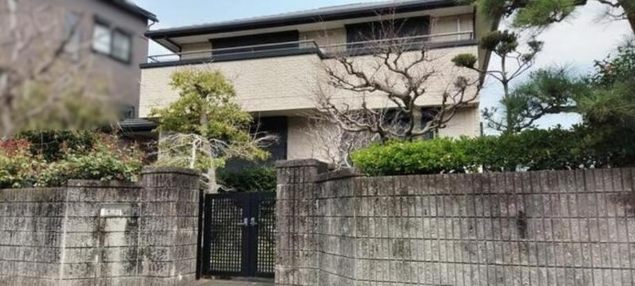 Bright 3LDK Home on a Corner Lot - Photo 1