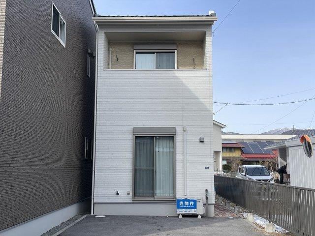 Modern 3LDK Home in Ginza, Okaya - Photo 1