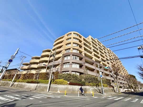 Spacious 3LDK Apartment in Makinohara - Photo 1