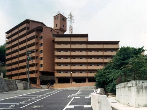 3LDK apartment in Nishi Ward, Hiroshima - Photo 1