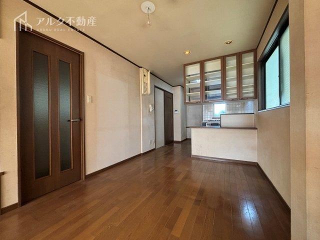 4LDK+S Garage House in Amagasaki - Photo 1