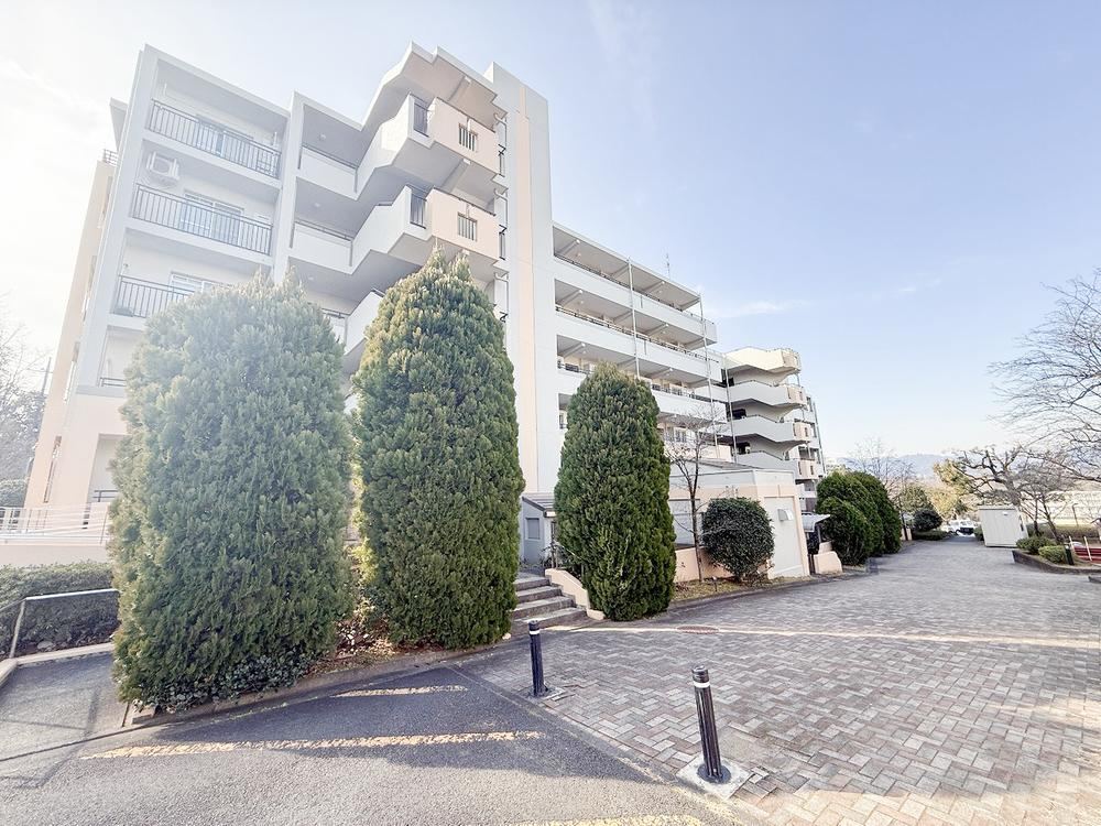 Bright 3LDK Apartment in Teradacho, Hachioji - Photo 1