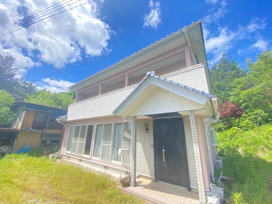 Spacious Detached House in Ota with Scenic Views - Photo 1