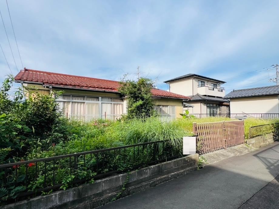 1-Story Home with Easy Access to Ohkawara Station - Photo 1