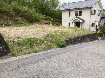 plot of land in Tamura District