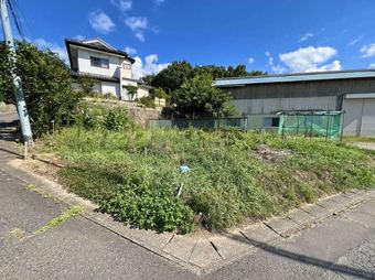 plot of land in Tamura District