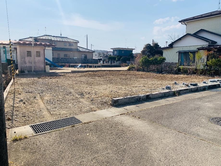Flat Land Ready for Immediate Handover in Kakuda - Photo 1