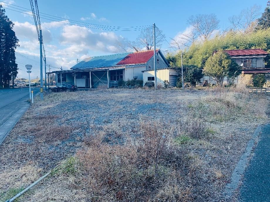 Large Land of 453 sqm in Kakuda - Photo 1
