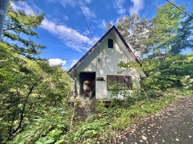 Spacious 2LDK House on Large Lot in Fukushima - Photo 1