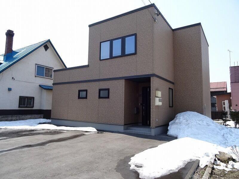 Spacious 4LDK House in Asahikawa - Photo 1