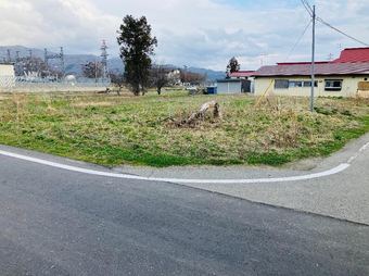 plot of land in Yama District