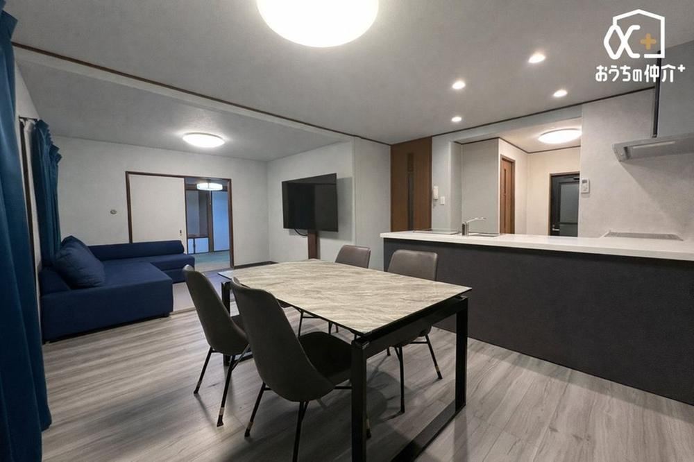 Spacious 5LDK Home in Fujimimachi, Tokyo - Photo 1