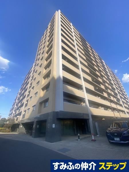 3LDK Apartment Near Kashiwa-no-ha Campus Station - Photo 1