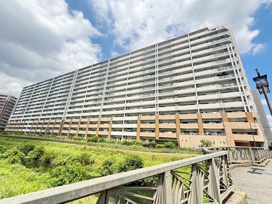 Family-Friendly 3LDK Apartment in Kawaguchi - Photo 1