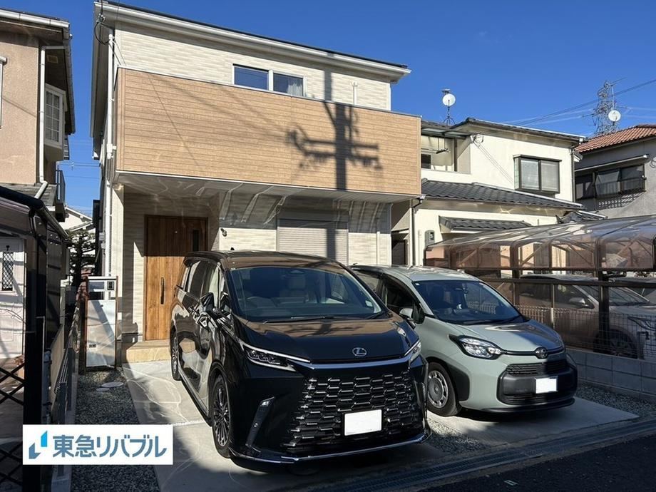 New 4LDK House in Hirakata - Photo 1