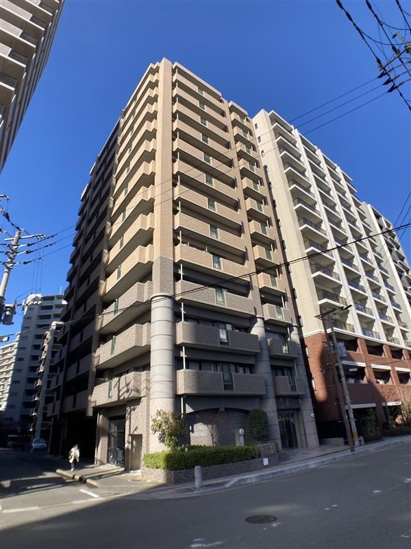 4LDK apartment in Onojo, Fukuoka - Photo 1