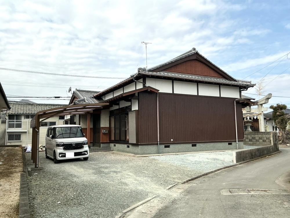 Charming 4LDK Detached House with Modern Amenities in Yanagawa - Photo 1