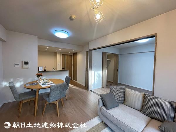 Charming 3LDK Apartment in Seya with Great Amenities - Photo 1