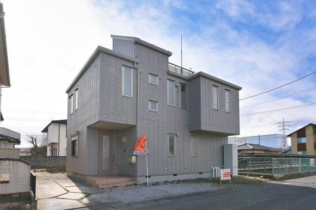 4LDK house in Oizumi, Ora District, Gunma - Photo 1
