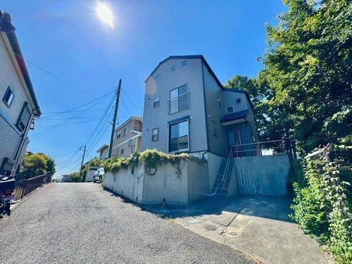Charming 3LDK House with Sky Balcony in Koyama-cho - Photo 1