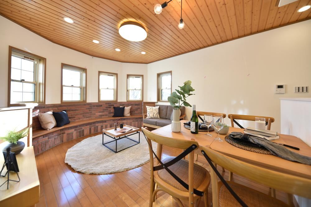 Scenic 3LDK Home on Elevated Ground - Photo 1