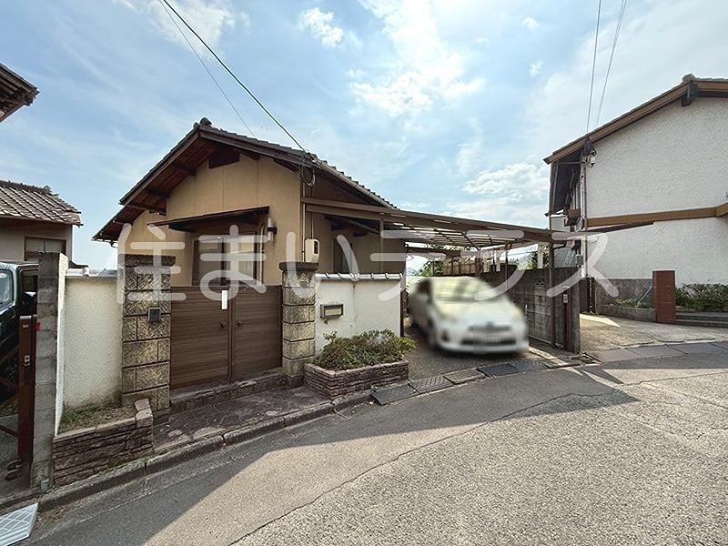 Spacious 6LDK Home in Ikusaka, Kurashiki - Photo 1