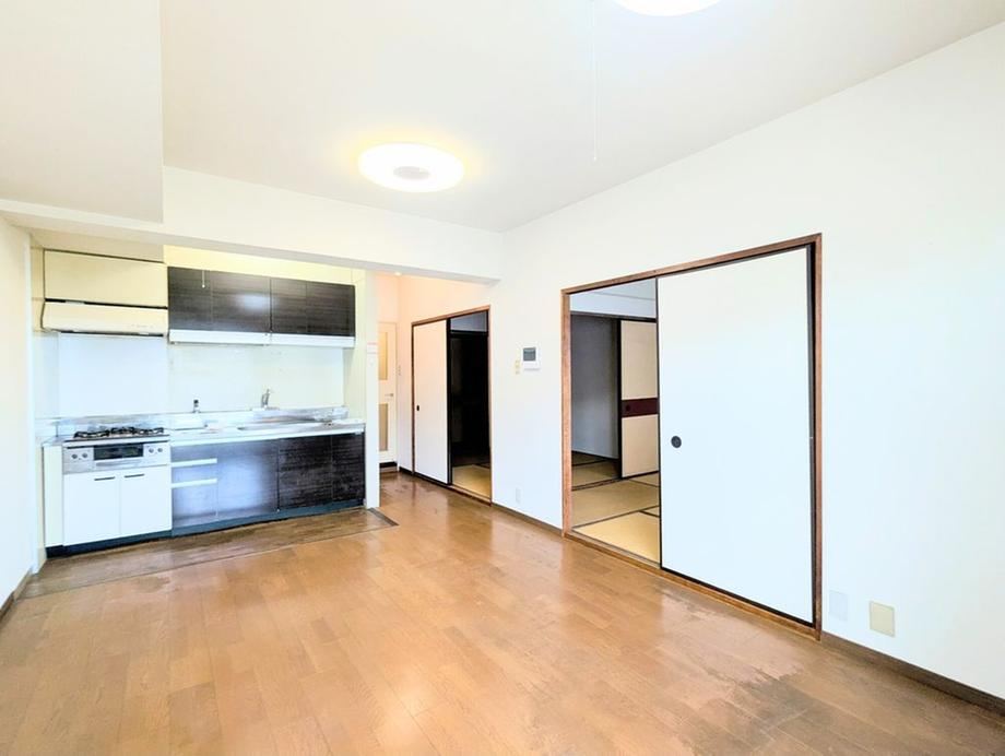 4LDK Apartment in Taihaku-ku, Sendai - Photo 1