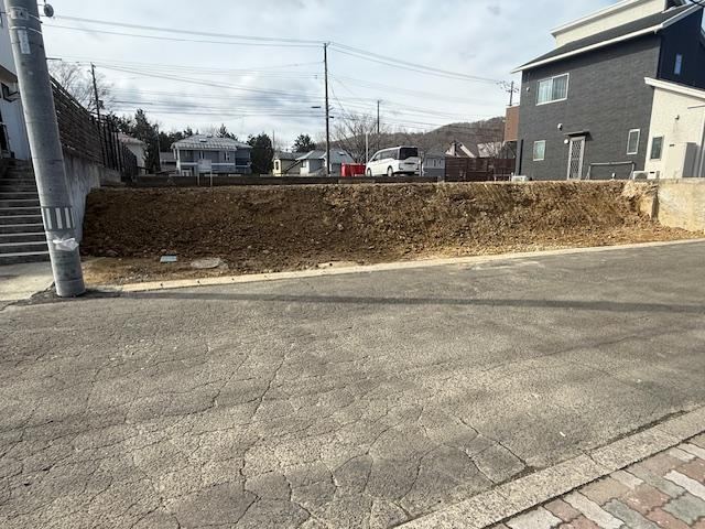 Land in Minami-Kichinai Town Plaza - Photo 1
