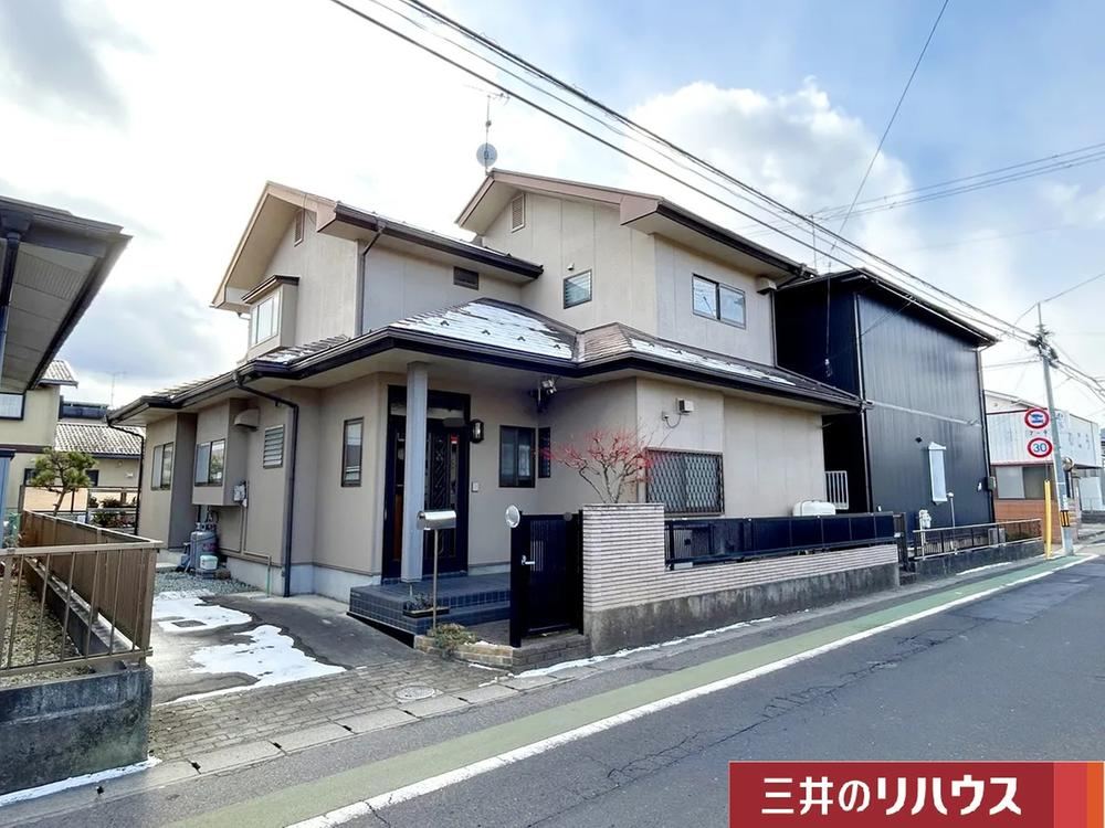 5LDK House Near Aiko Station - Photo 1