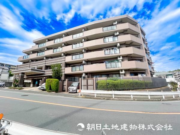 Charming 3LDK Apartment in Asahi Ward - Photo 1