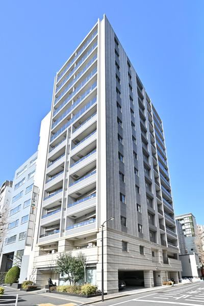 2LDK apartment in Chuo Ward, Tokyo - Photo 1