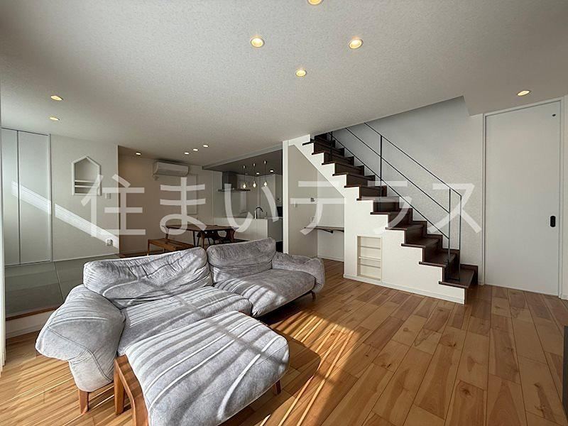 Modern 3LDK Home in Kurashiki - Photo 1