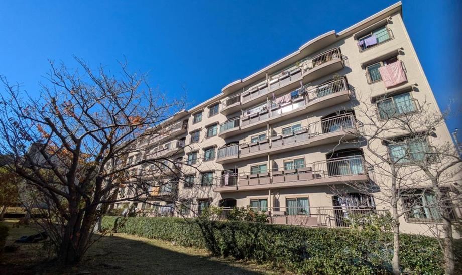 Affordable 3LDK Apartment in Yokosuka - Photo 1