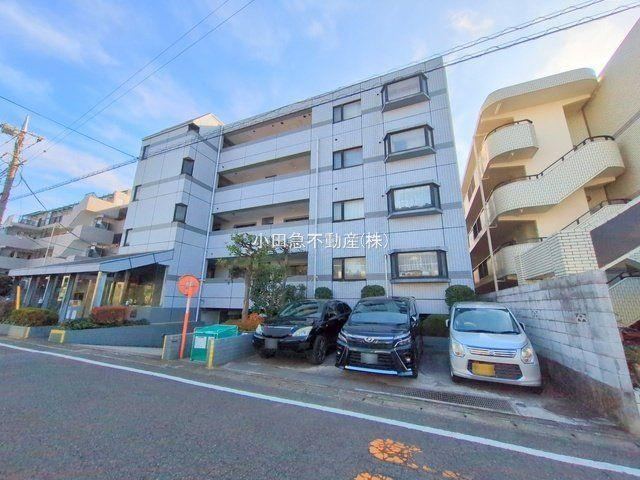 Comfortable 3LDK Apartment in Higashi-Rinkan - Photo 1