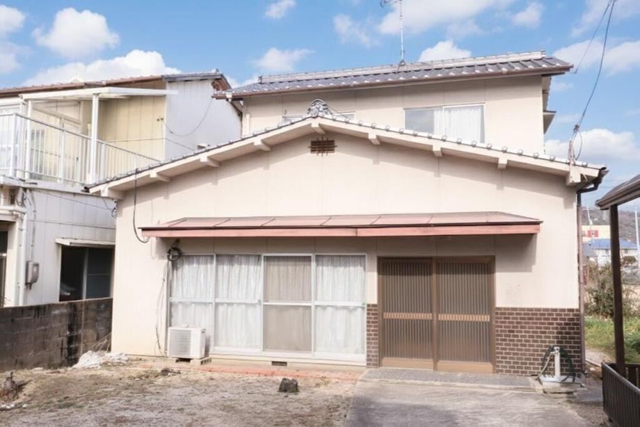 Bright 5DK Home Near Naka-Shou Station - Photo 1