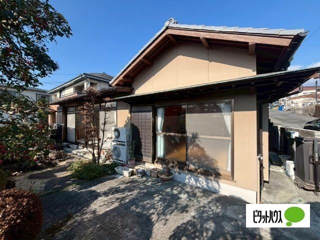 Convenient 4DK House in Quiet Residential Area - Photo 1