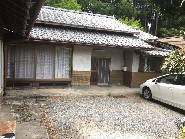 Affordable 3DK+S House in Iitaka - Photo 1