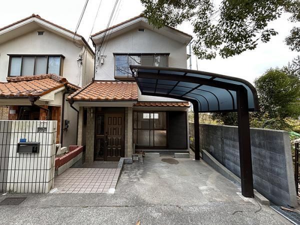 Fully Renovated 3LDK House in Tarumi, Kobe - Photo 1